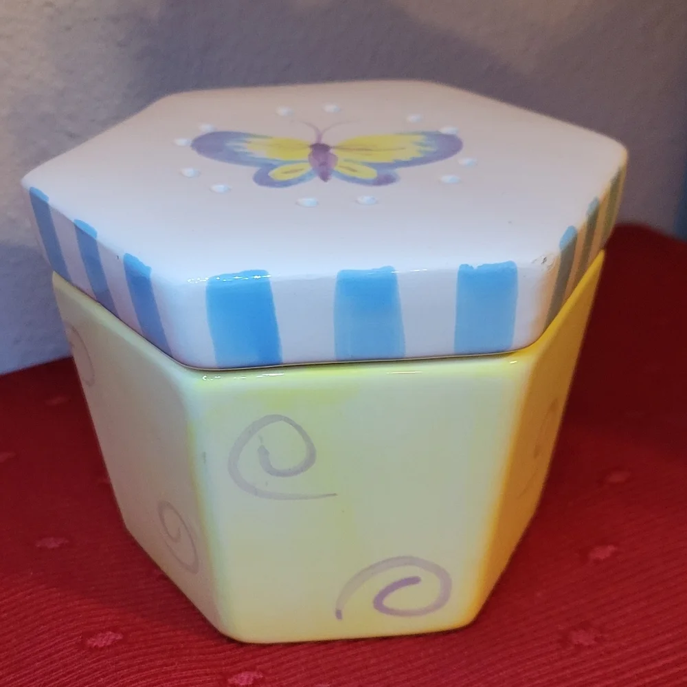 Vtg 2000 Butterfly Incense Potpourri Trinket Stash Ceramic Hexagon Lidded Box